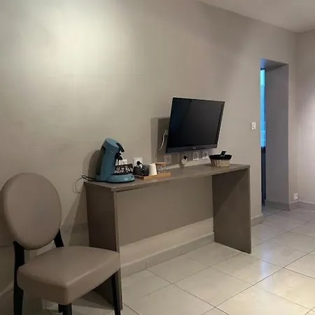 Studio 27M2 Sainte-Savine Exterior foto